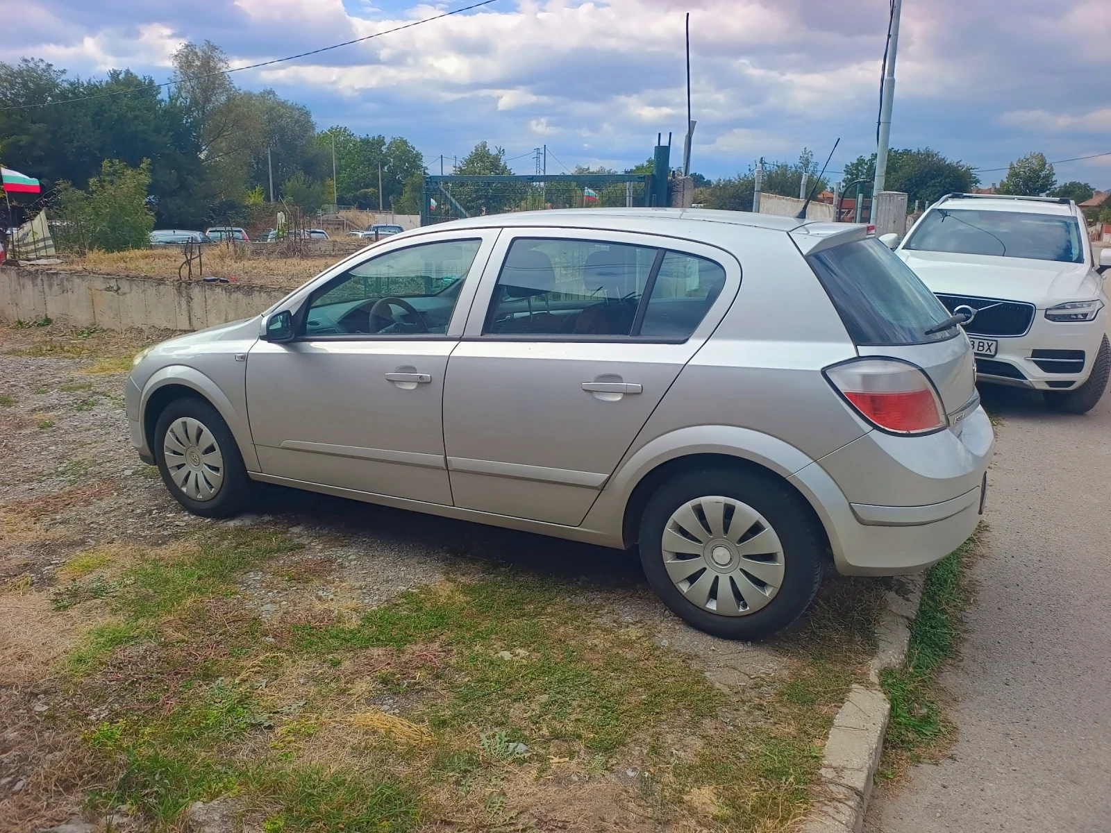 Opel Astra 1.4 I/Ecotec/Климатик/90к.с., снимка 4 - Автомобили и джипове - 56285697