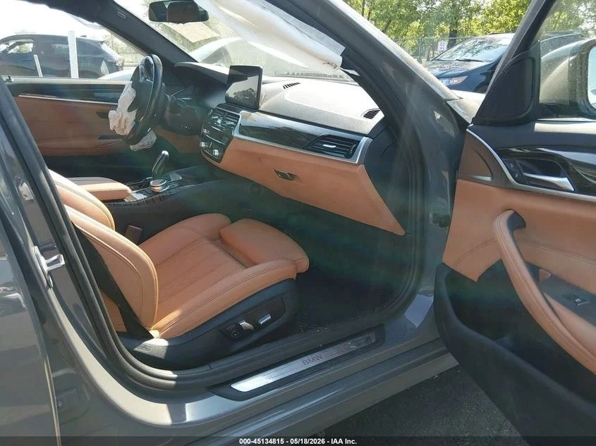 BMW 530, снимка 10 - Автомобили и джипове - 56686824