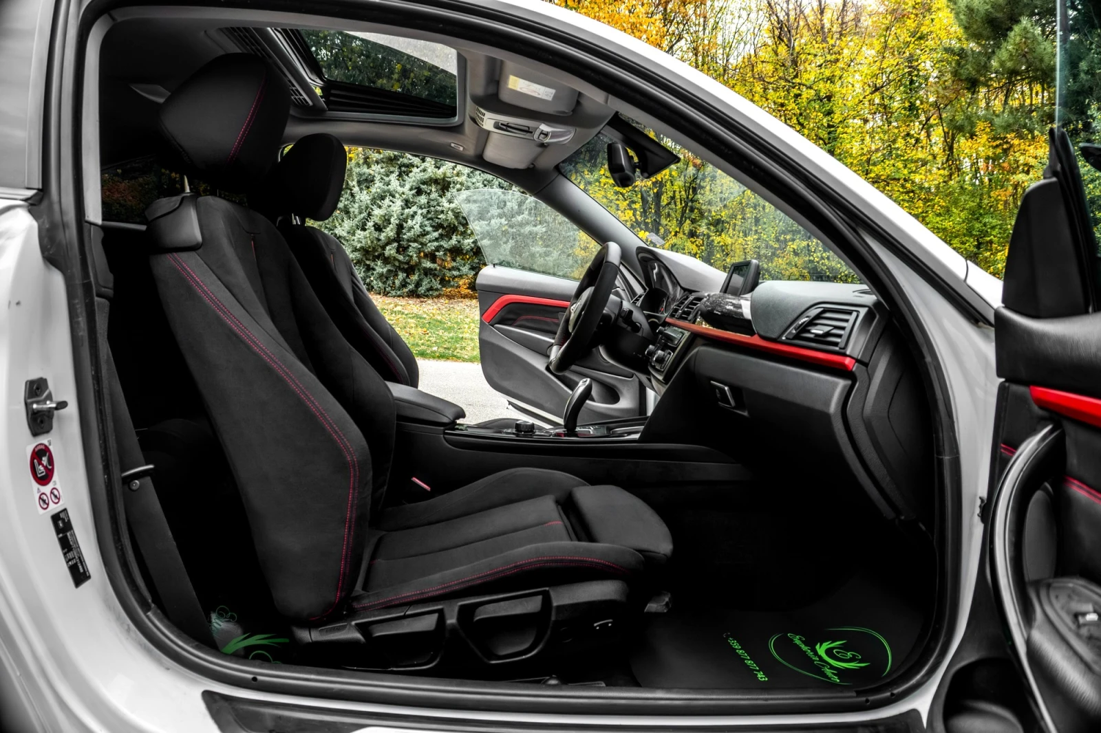 BMW 420 d* M-PERFORMANCE* RED CUT* PIANO BLACK* LED* , снимка 10 - Автомобили и джипове - 56741697