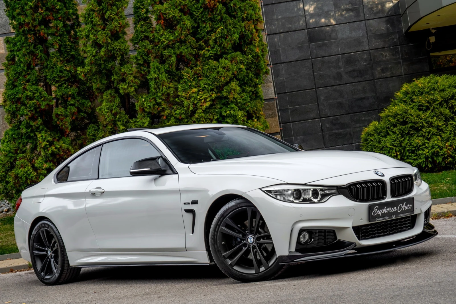 BMW 420 d* M-PERFORMANCE* RED CUT* PIANO BLACK* LED* , снимка 7 - Автомобили и джипове - 56741697