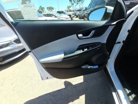 Hyundai Kona Electric SE, снимка 8