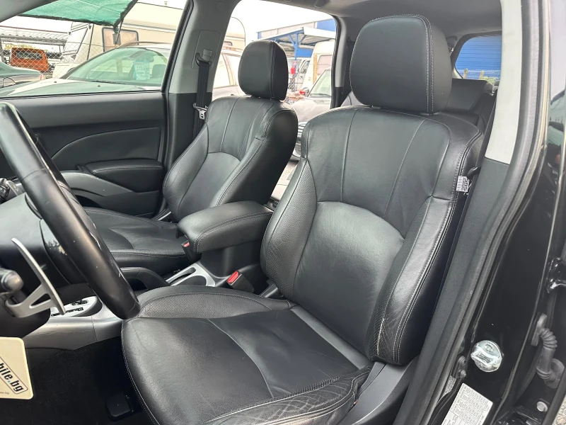 Mitsubishi Outlander 2.4I Автоматик 7-местен FULL, снимка 13 - Автомобили и джипове - 52148657