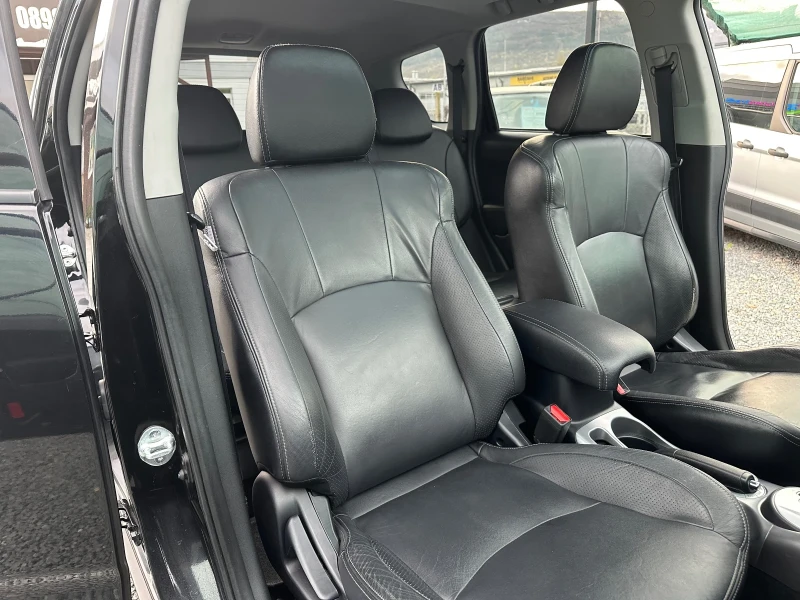 Mitsubishi Outlander 2.4I Автоматик 7-местен FULL, снимка 14 - Автомобили и джипове - 52148657