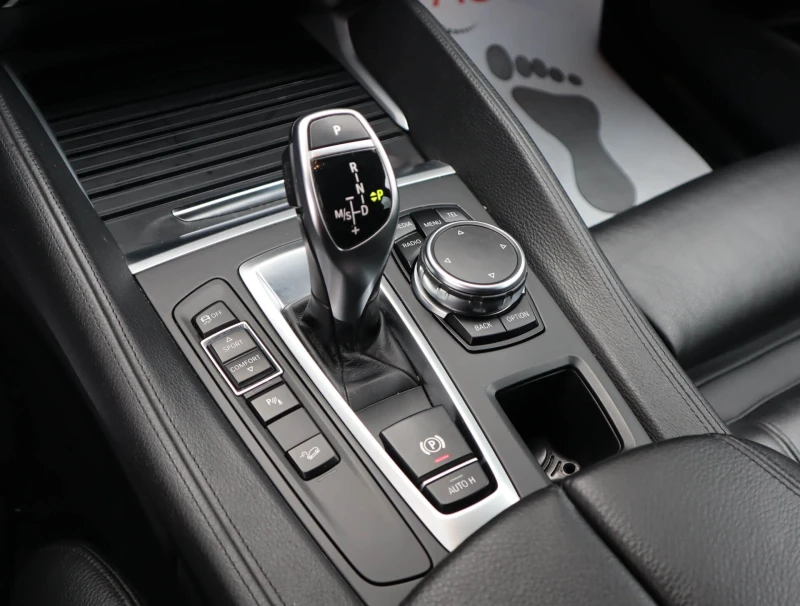 BMW X6 3.0D/xDrive/M-Sport/Подгрев/PDC/, снимка 14 - Автомобили и джипове - 53056182