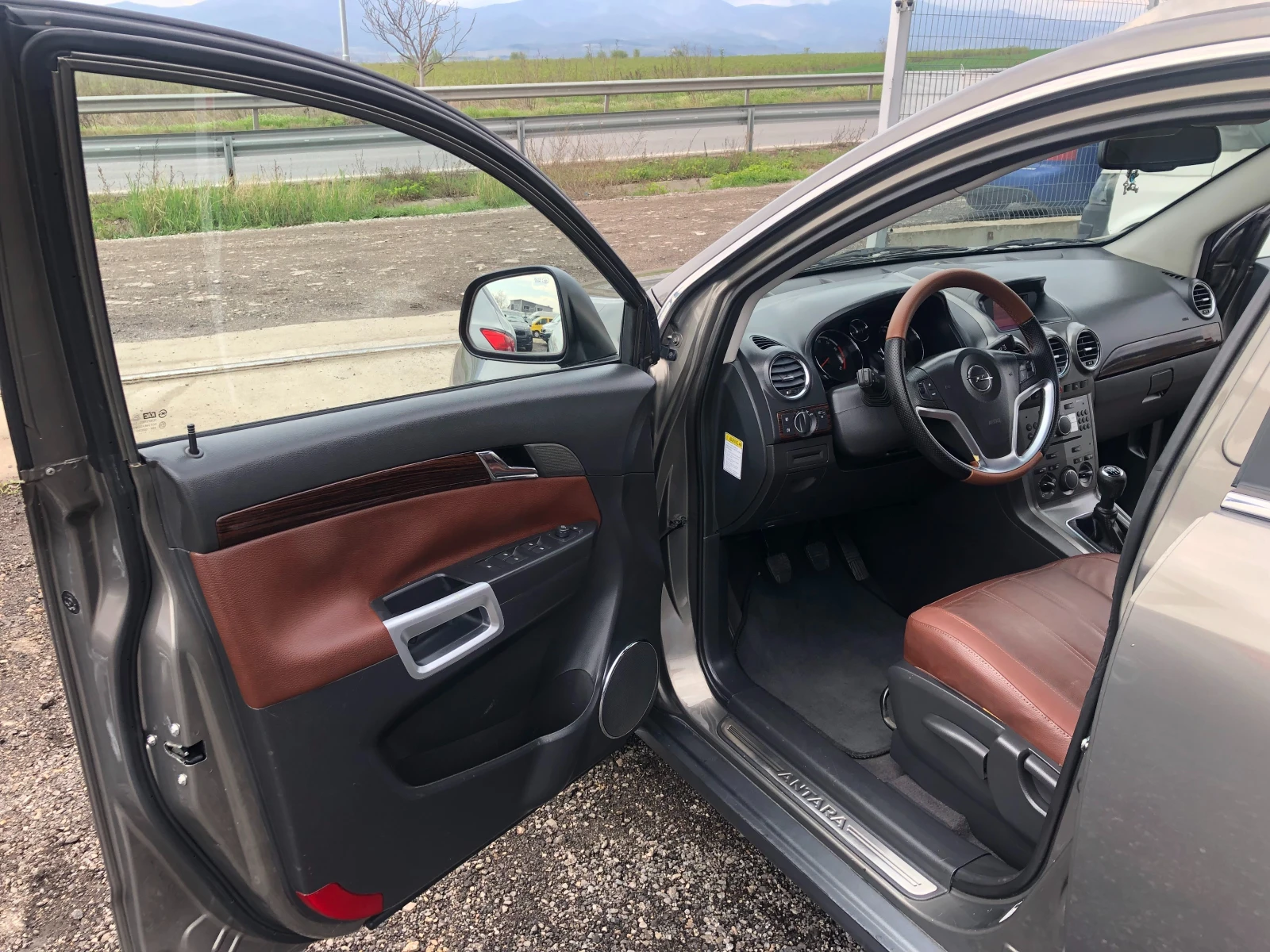 Opel Antara 2.4 ГЪРЦИЯ - изображение 8