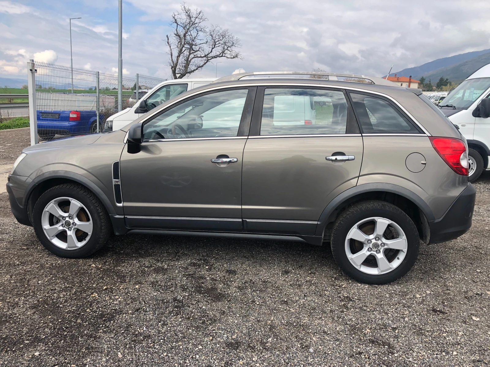 Opel Antara 2.4 ГЪРЦИЯ - изображение 4