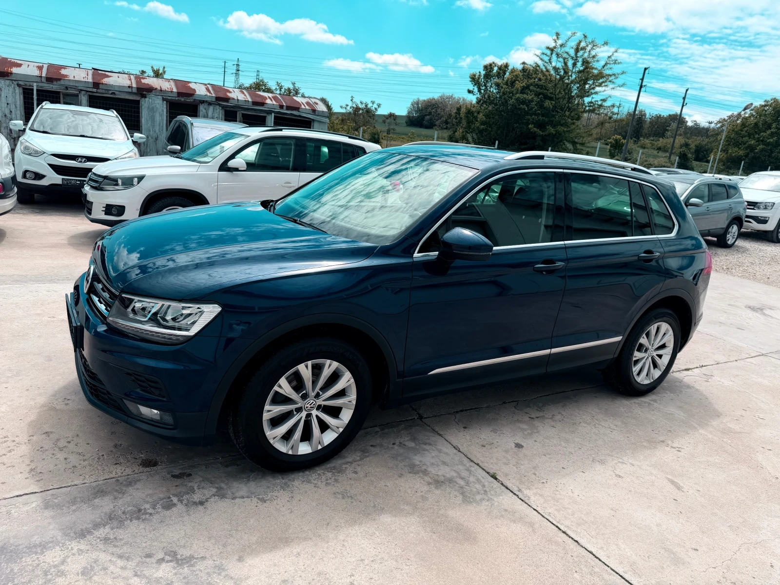 VW Tiguan 2.0tdi 150k.c* Digital* Navi* Highline* NOVA* , снимка 3 - Автомобили и джипове - 53179755