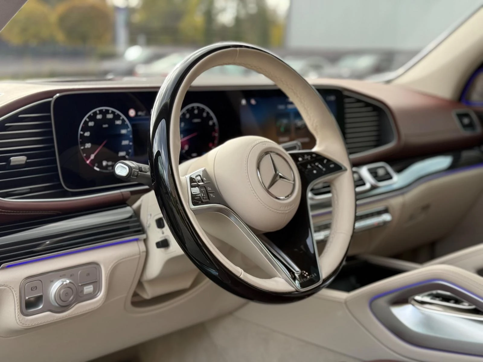 Mercedes-Benz GLS 600 MAYBACH/FACELIFT/FIRST CLASS/MANIFAKTUR/, снимка 12 - Автомобили и джипове - 53835728