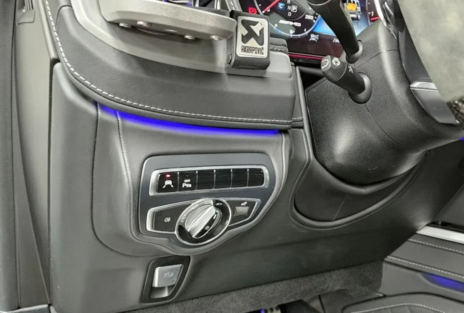 Mercedes-Benz G 63 AMG BRABUS 800/AKRAPOVIC/BURM/360/PANO/003MC, снимка 14 - Автомобили и джипове - 54228378