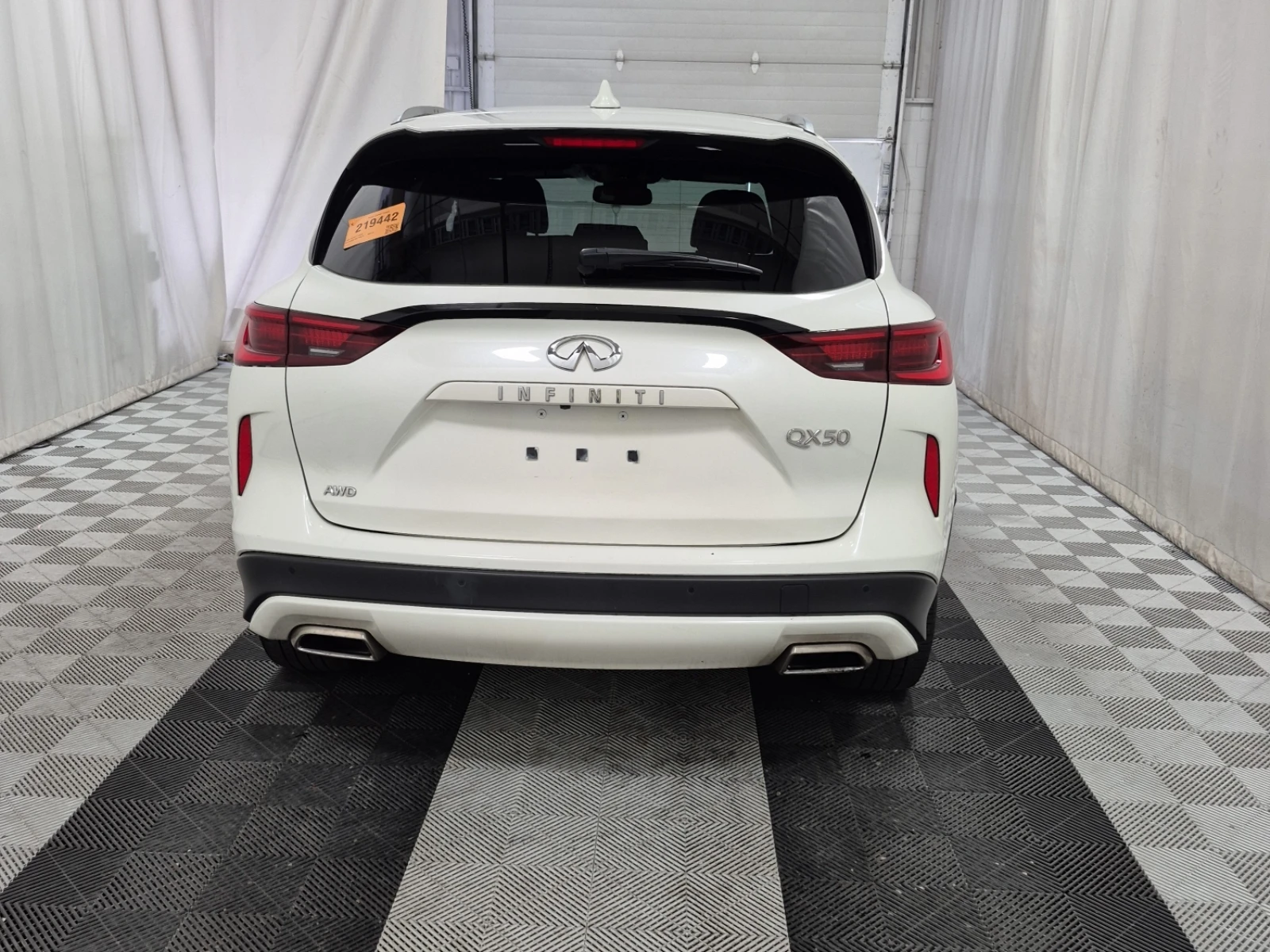 Infiniti QX50 AWD* ПОДГРЕВ* КАМЕРА* CARPLAY* ПАНО* М.ТОЧКА, снимка 5 - Автомобили и джипове - 54428044