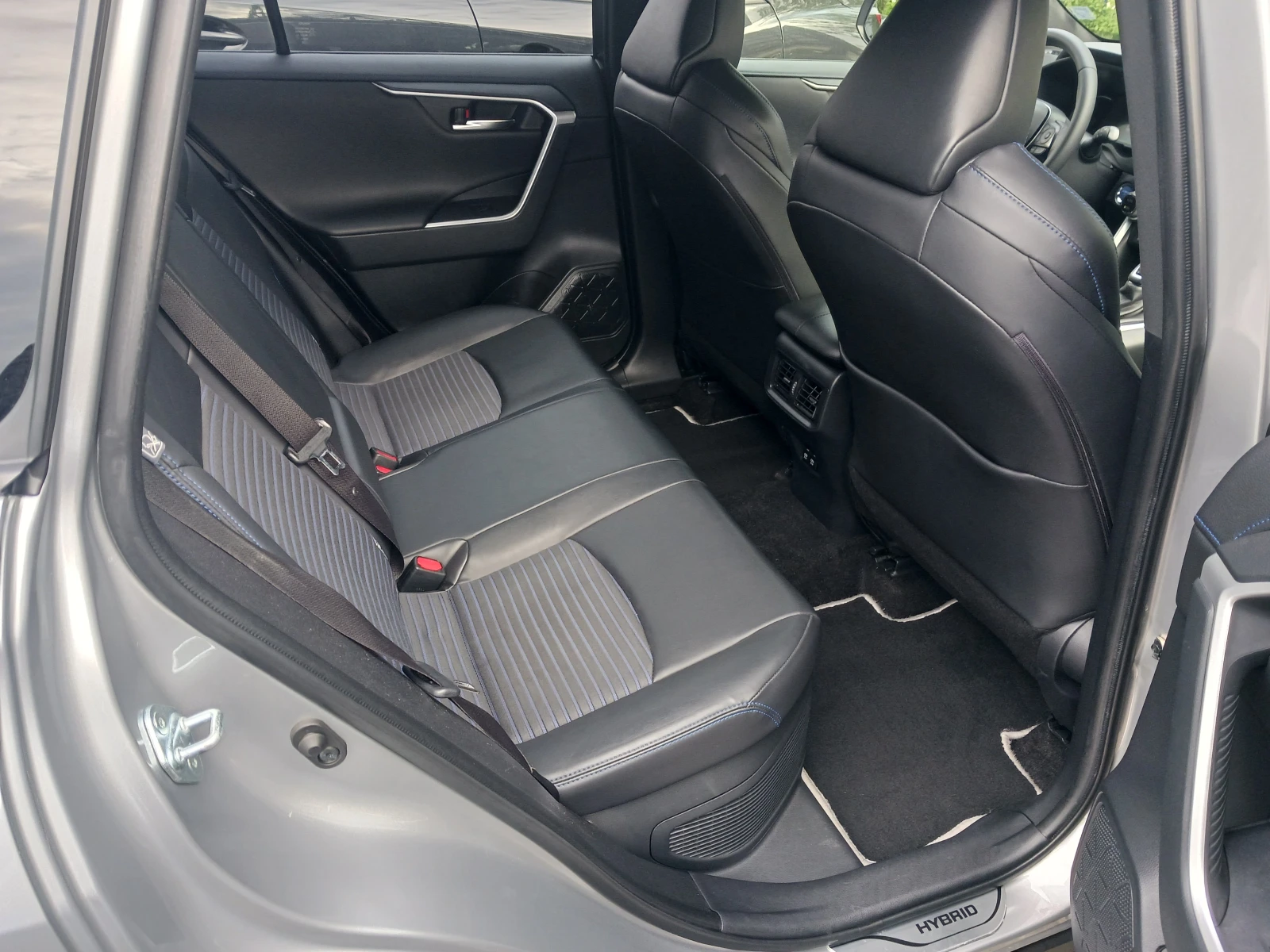 Toyota Rav4  2.5 218�.�. HYBRID* LED* STYLE*  | Mobile.bg � ����������� 11