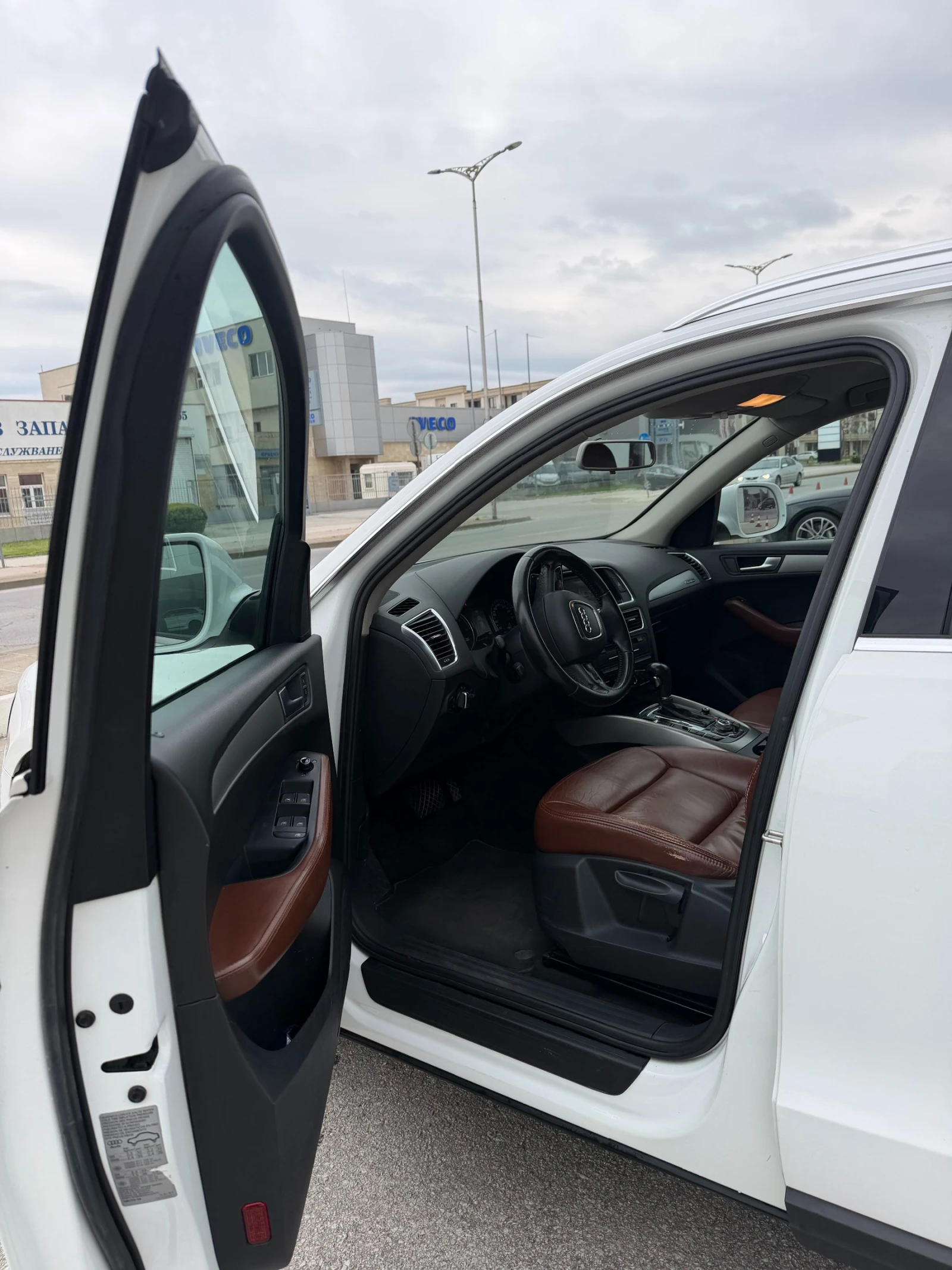 Audi Q5, снимка 6 - Автомобили и джипове - 54631831
