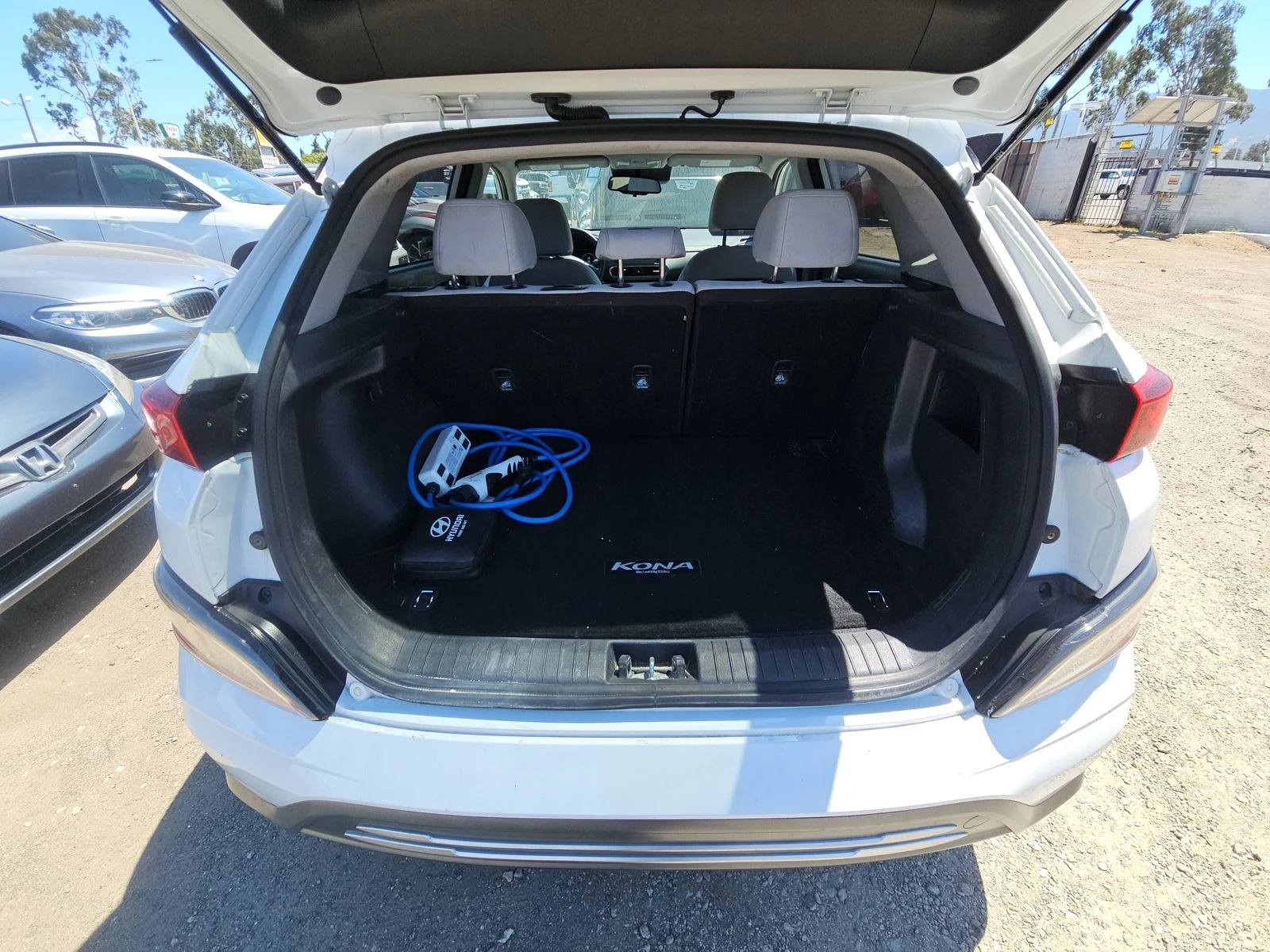 Hyundai Kona Electric SE, снимка 14 - Автомобили и джипове - 54653187