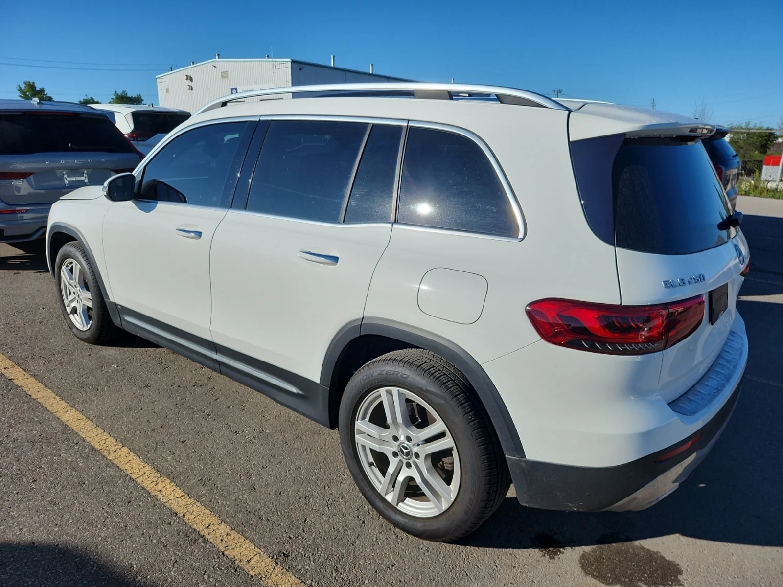 Mercedes-Benz GLB 250 4matic Suv/CARFAX/ ФИНАНСИРАНЕ, снимка 6 - Автомобили и джипове - 56075561