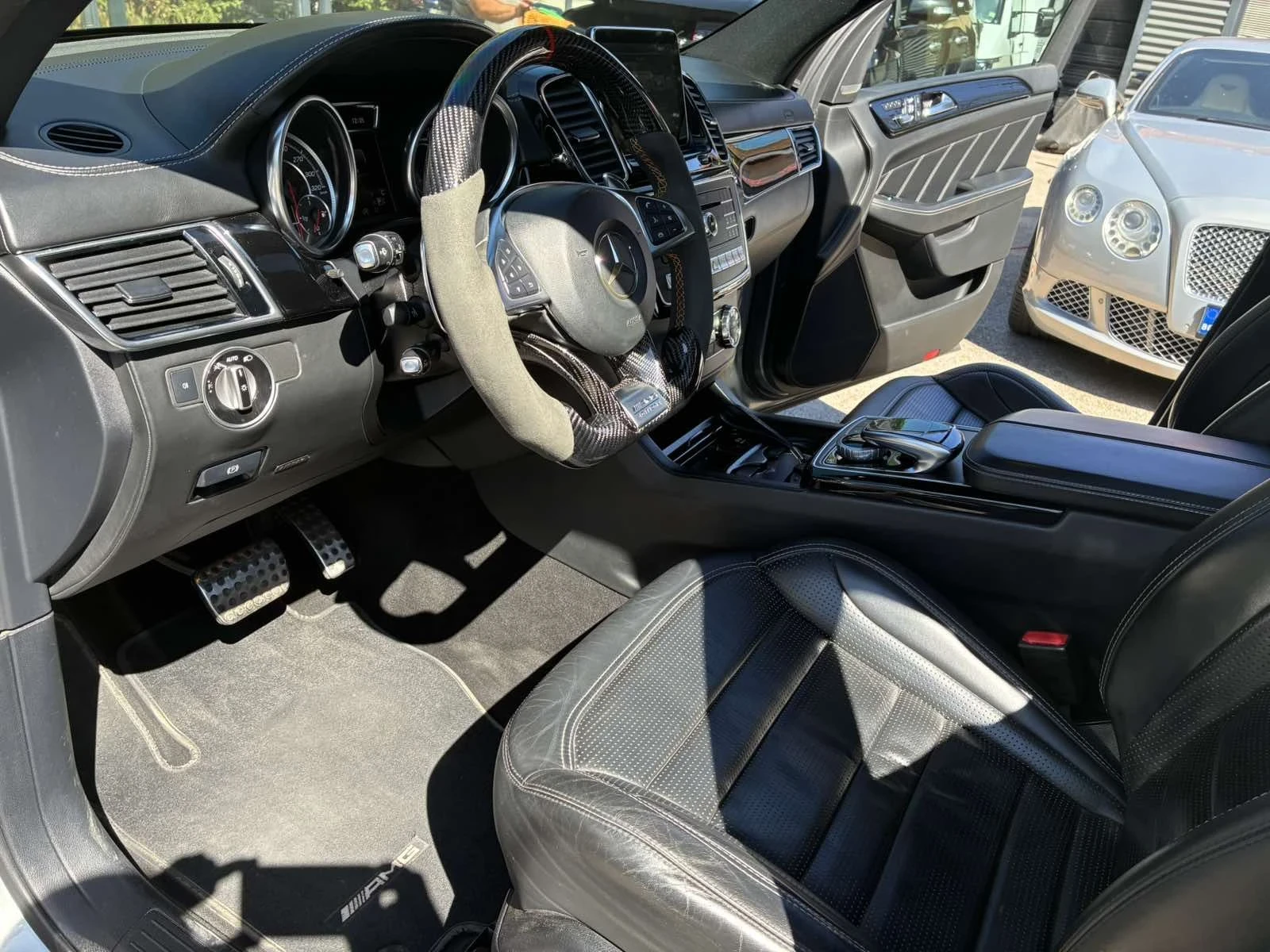 Mercedes-Benz GLE 63 S AMG FULL/Вакуум/Downpipe/700+ , снимка 9 - Автомобили и джипове - 56125610