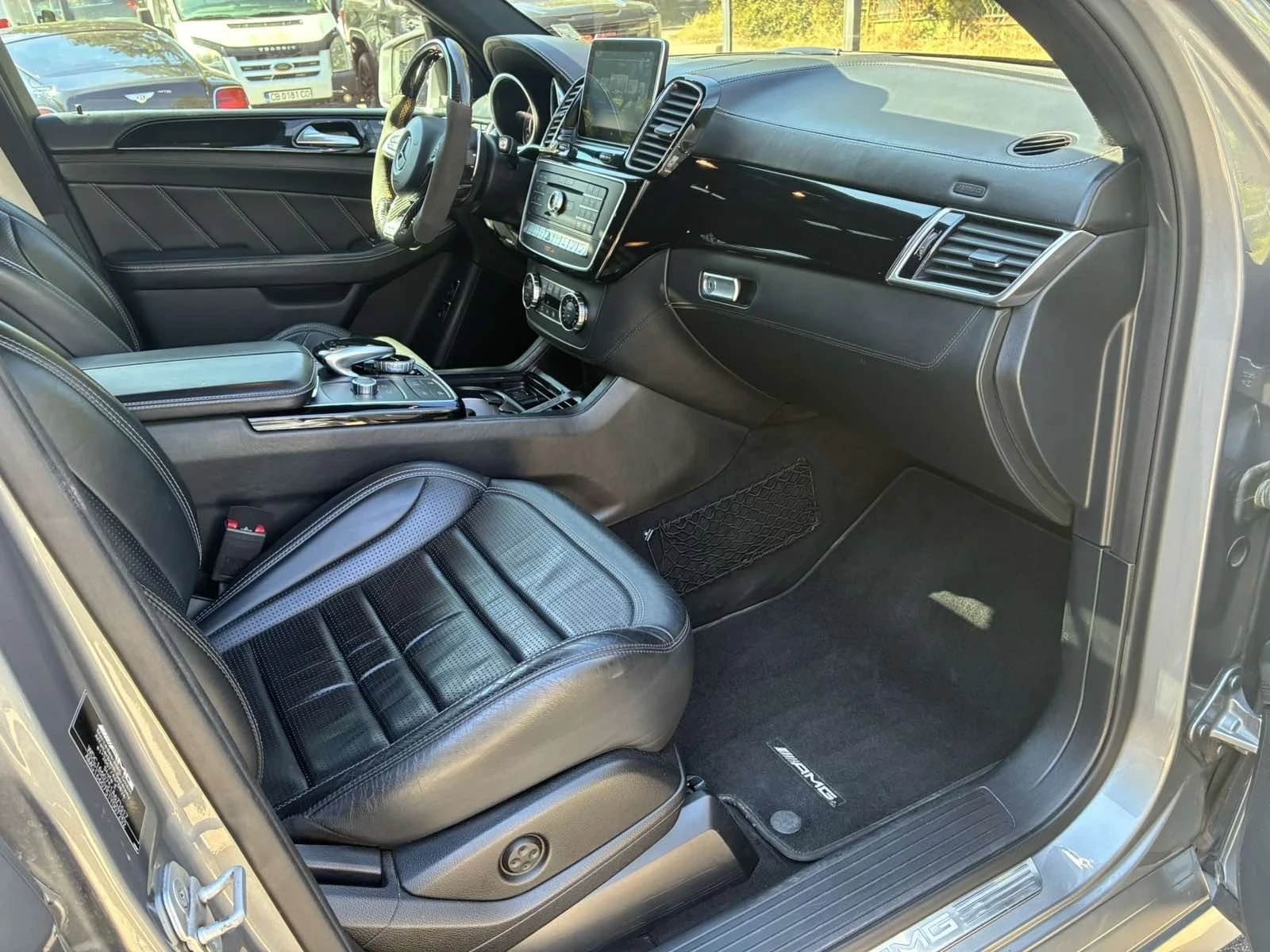 Mercedes-Benz GLE 63 S AMG FULL/Вакуум/Downpipe/700+ , снимка 10 - Автомобили и джипове - 56125610