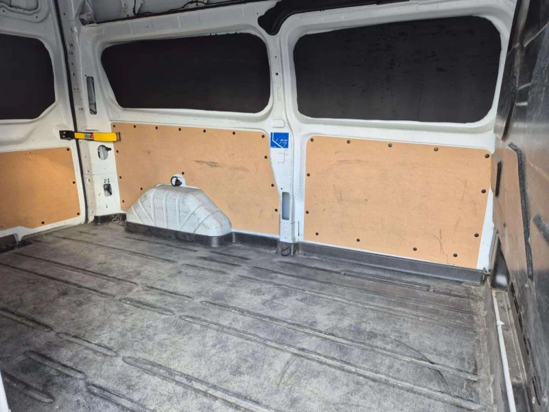 Ford Transit Custom 2.0L EcoBlue, снимка 9 - Бусове и автобуси - 53255123
