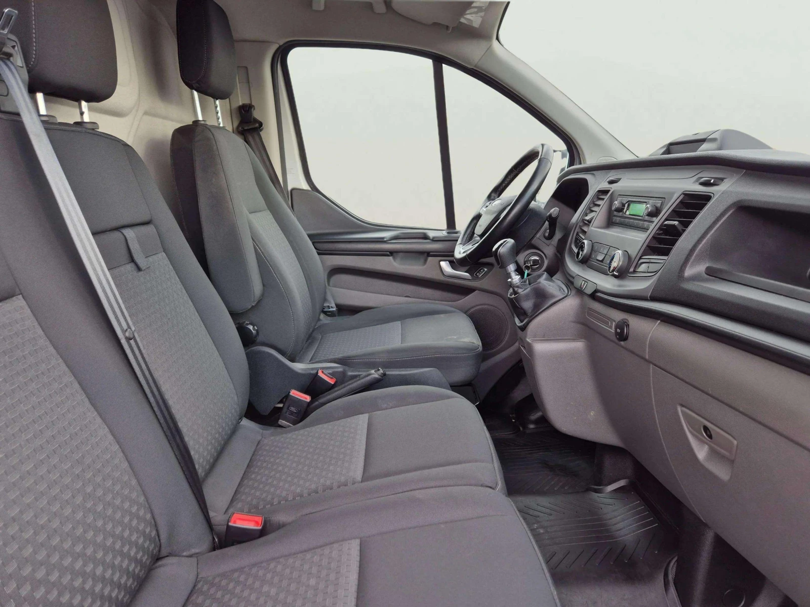 Ford Transit Custom 2.0L EcoBlue - изображение 10