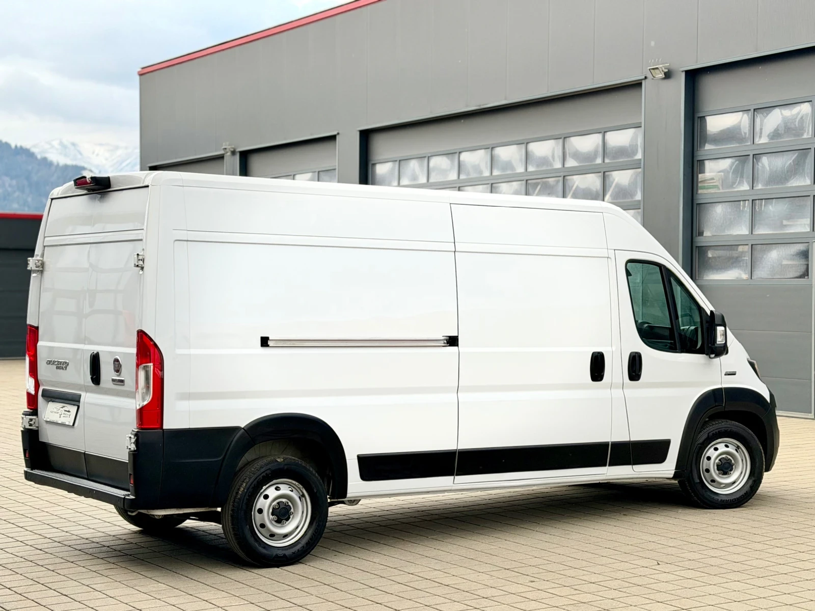 Fiat Ducato 2.2 D 140 к.с   * Макси*   * Климатик* , снимка 8 - Бусове и автобуси - 54577894