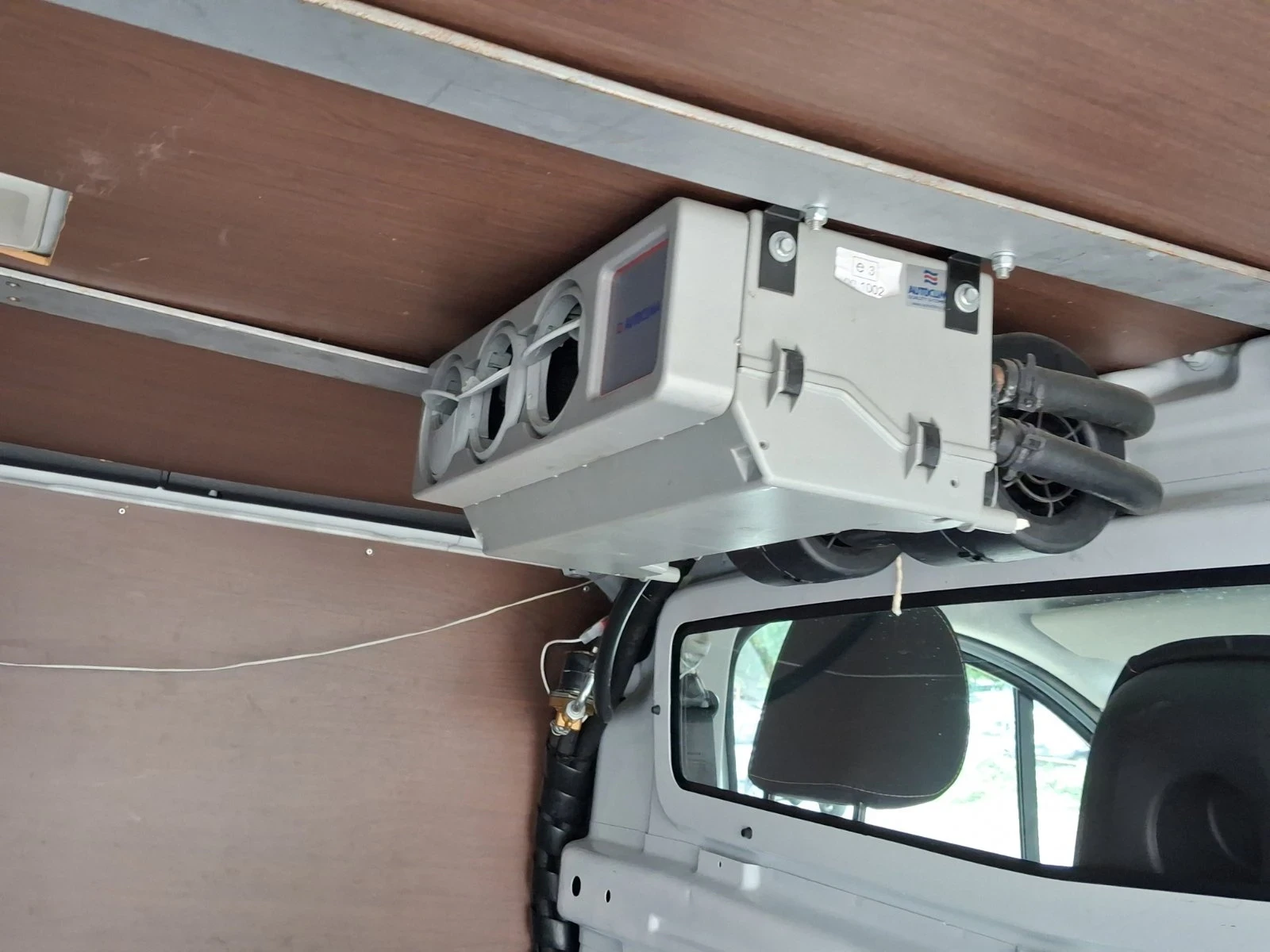 Renault Trafic 1.6dci Bi Turbo 141000km, снимка 13 - Бусове и автобуси - 56272687