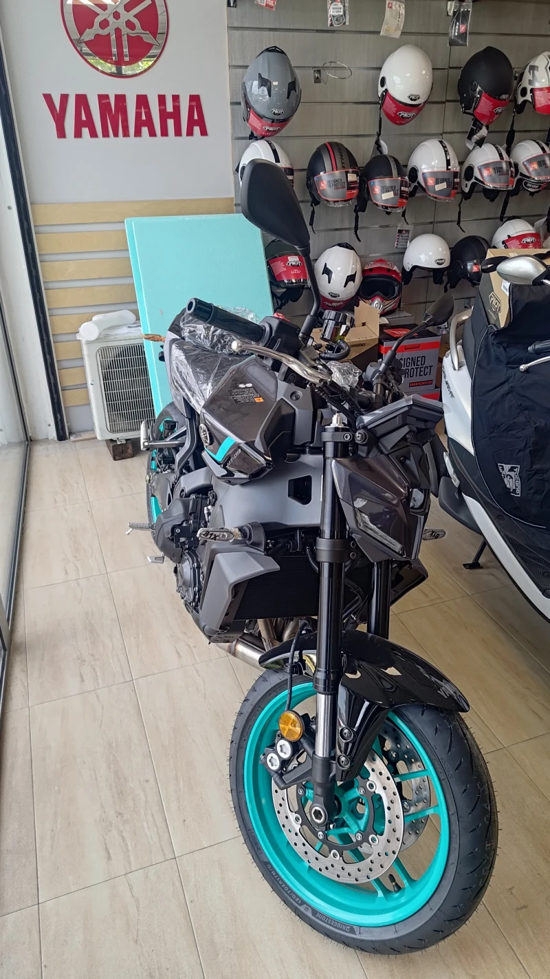 Yamaha Mt-09 2024г 2000 км, снимка 6 - Мотоциклети и мототехника - 52288672