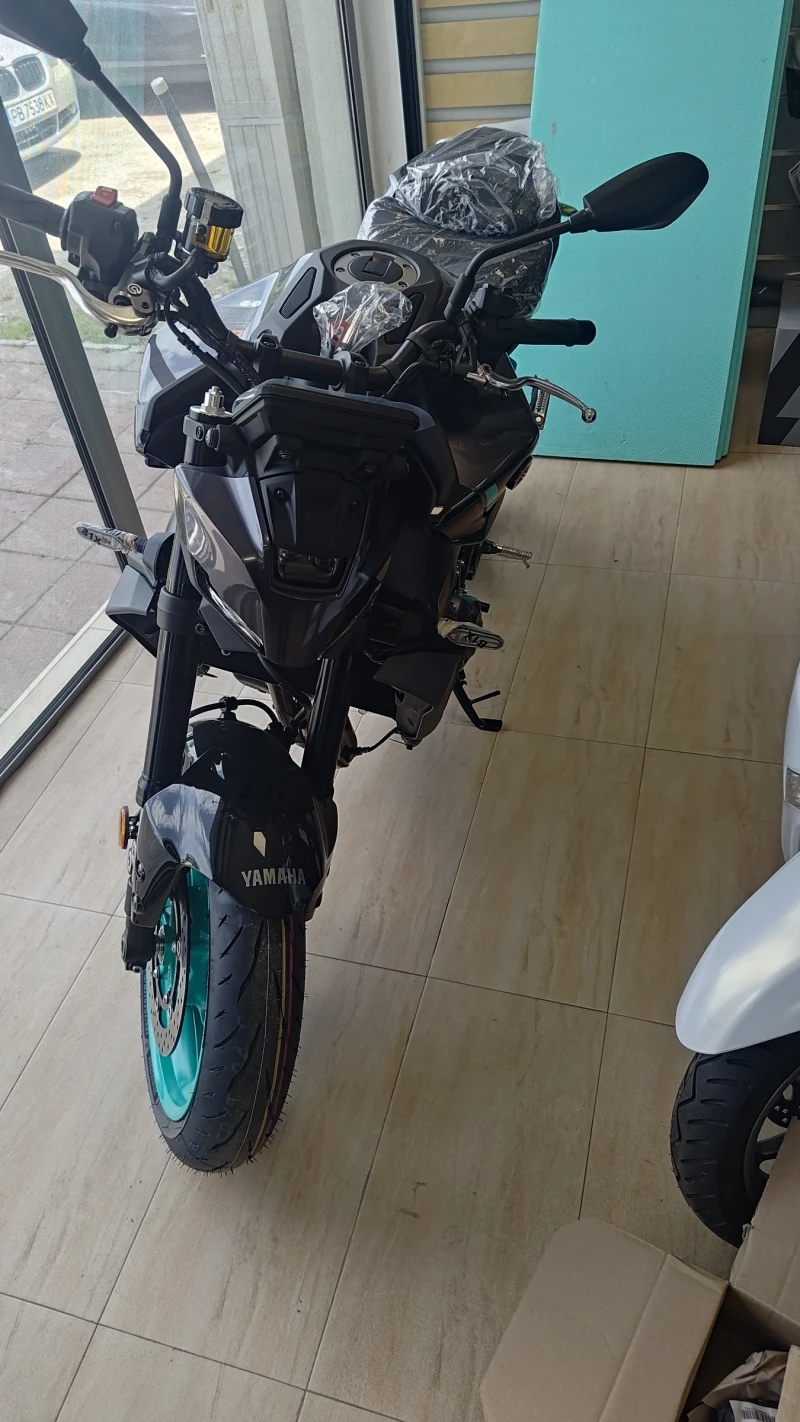 Yamaha Mt-09 2024г 2000 км, снимка 7 - Мотоциклети и мототехника - 52288672