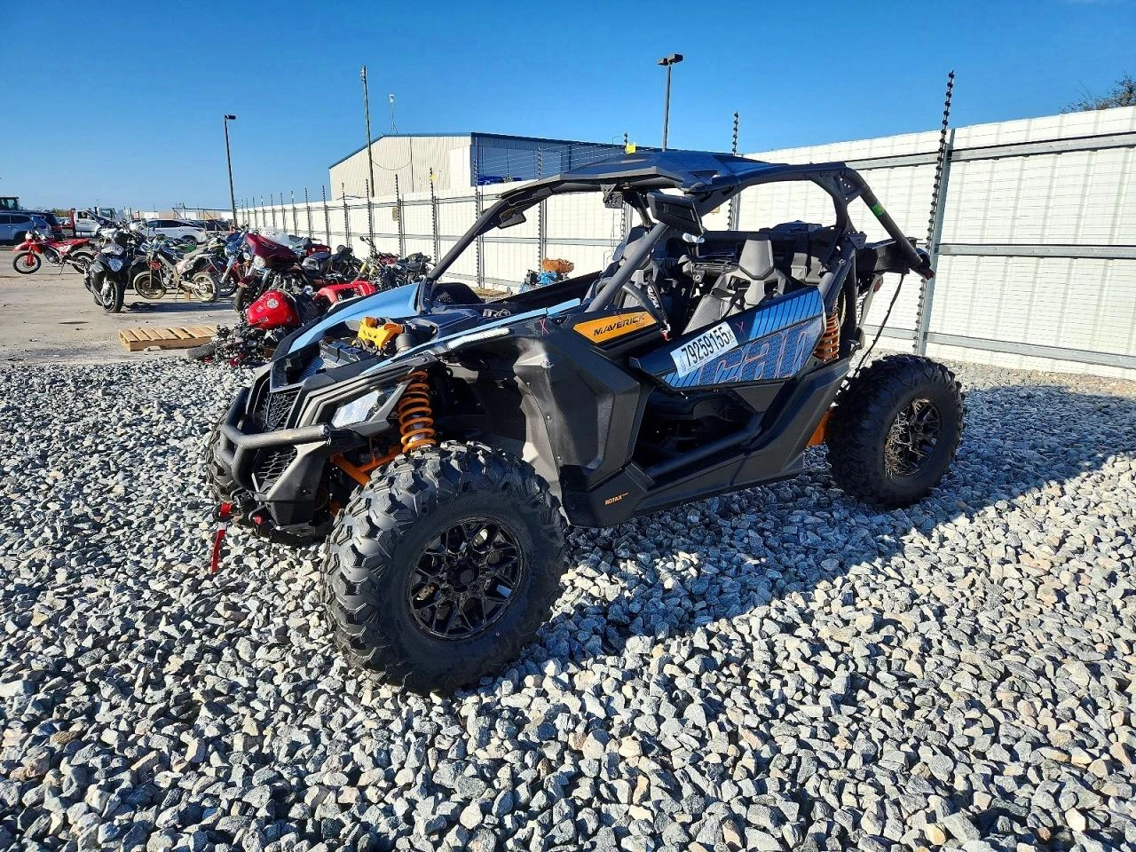 Can-Am Maverick X3 UTILITY VEHICLE