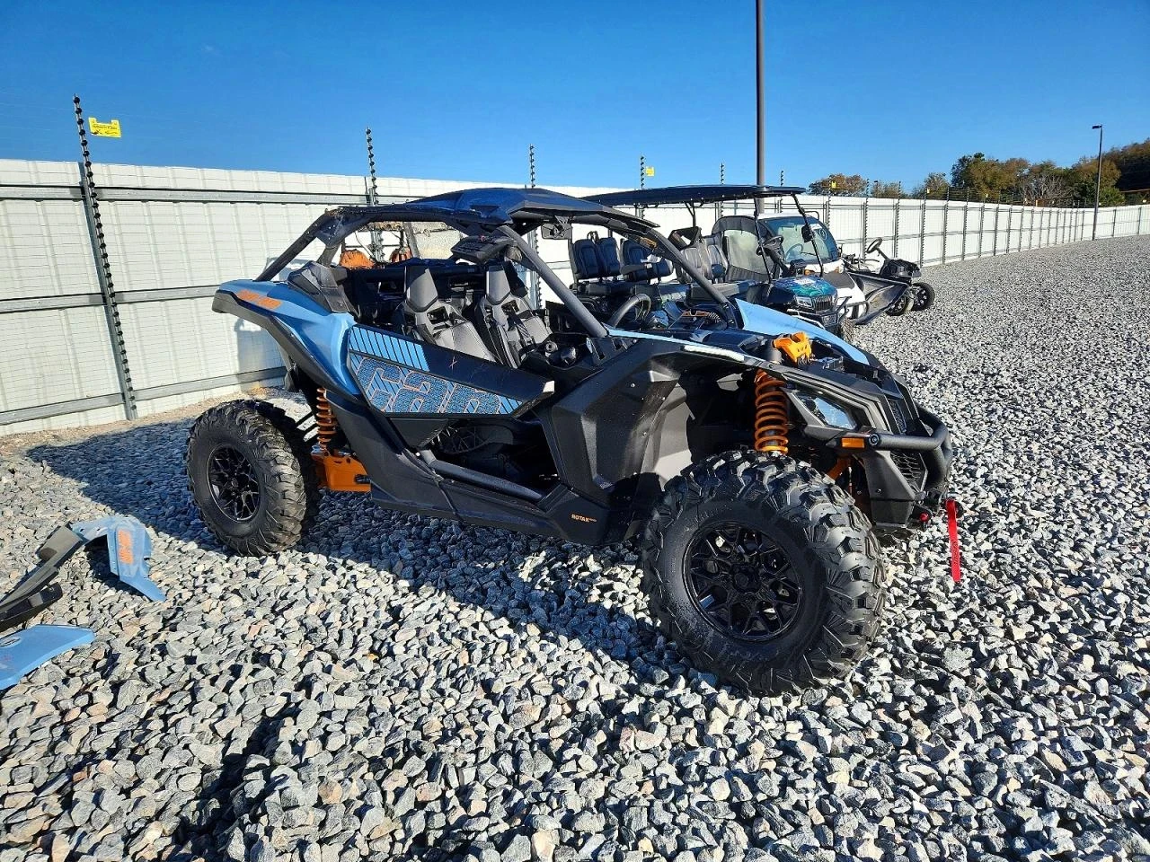 Can-Am Maverick X3 UTILITY VEHICLE, снимка 2 - Мотоциклети и мототехника - 53852381