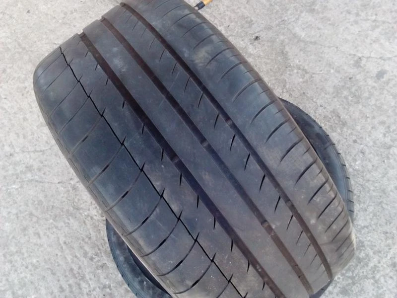 Гуми Летни 235/40R18, снимка 9 - Гуми и джанти - 18570828