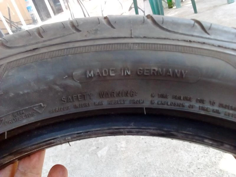 Гуми Летни 235/45R17, снимка 6 - Гуми и джанти - 18579757