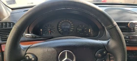 Mercedes-Benz E 200, снимка 10