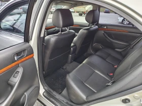 Toyota Avensis 2.2 D4D - 4400 € / 8605.65 лв. - 49595785 12