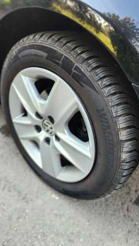 VW Golf Добър автомобил - 3599 € / 7039.03 лв. - 78752599 8