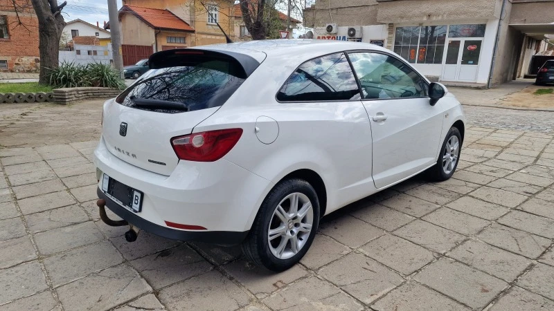 Seat Ibiza, снимка 8 - Автомобили и джипове - 47850593