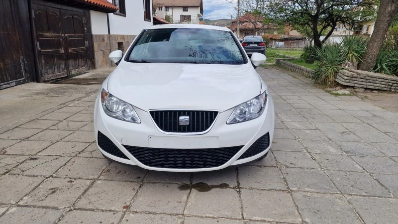 Seat Ibiza, снимка 3 - Автомобили и джипове - 47850593