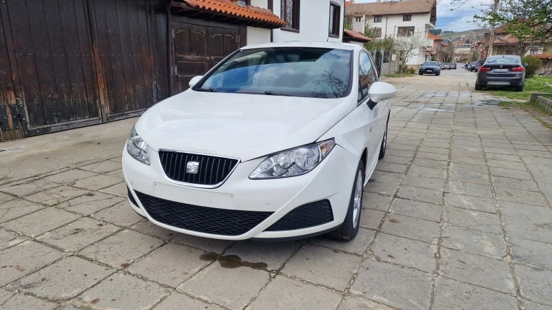 Seat Ibiza, снимка 2 - Автомобили и джипове - 47850593