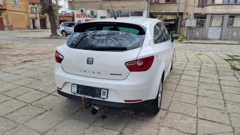 Seat Ibiza, снимка 9 - Автомобили и джипове - 47850593