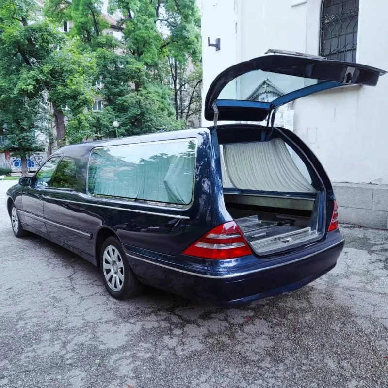 Mercedes-Benz E 270 Roberto Cantineli , снимка 3 - Автомобили и джипове - 52079855