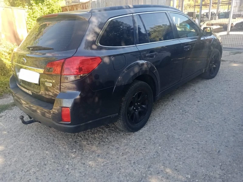 Subaru Outback, снимка 2 - Автомобили и джипове - 52586680