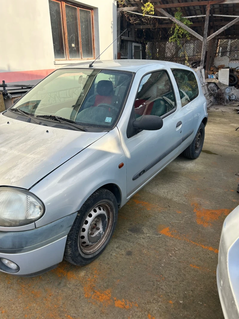 Renault Clio, снимка 9 - Автомобили и джипове - 52828714