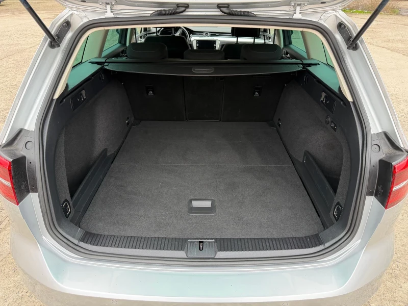 VW Passat 2.0 TDI R Line, снимка 8 - Автомобили и джипове - 52906182