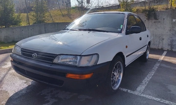 Toyota Corolla, снимка 4 - Автомобили и джипове - 54296805