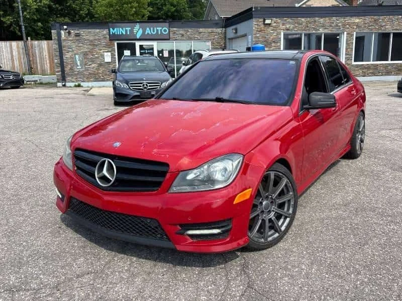 Mercedes-Benz C 300 4MATIC * FULL AMG PACK* ПОДГРЕВИ* ПАНОРАМА* КАМЕРА