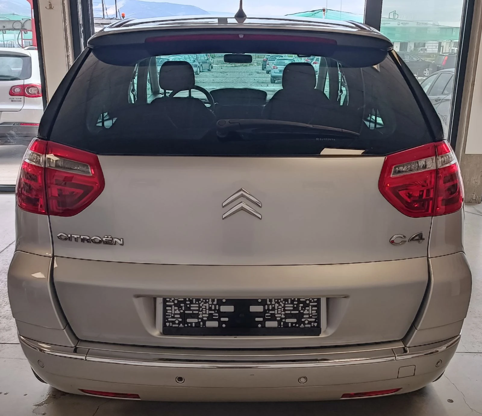 Citroen C4 Picasso 1.6 Бензин - изображение 5