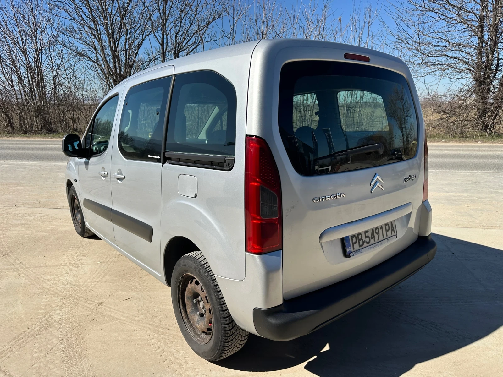Citroen Berlingo 1.6hdi N1 - изображение 4