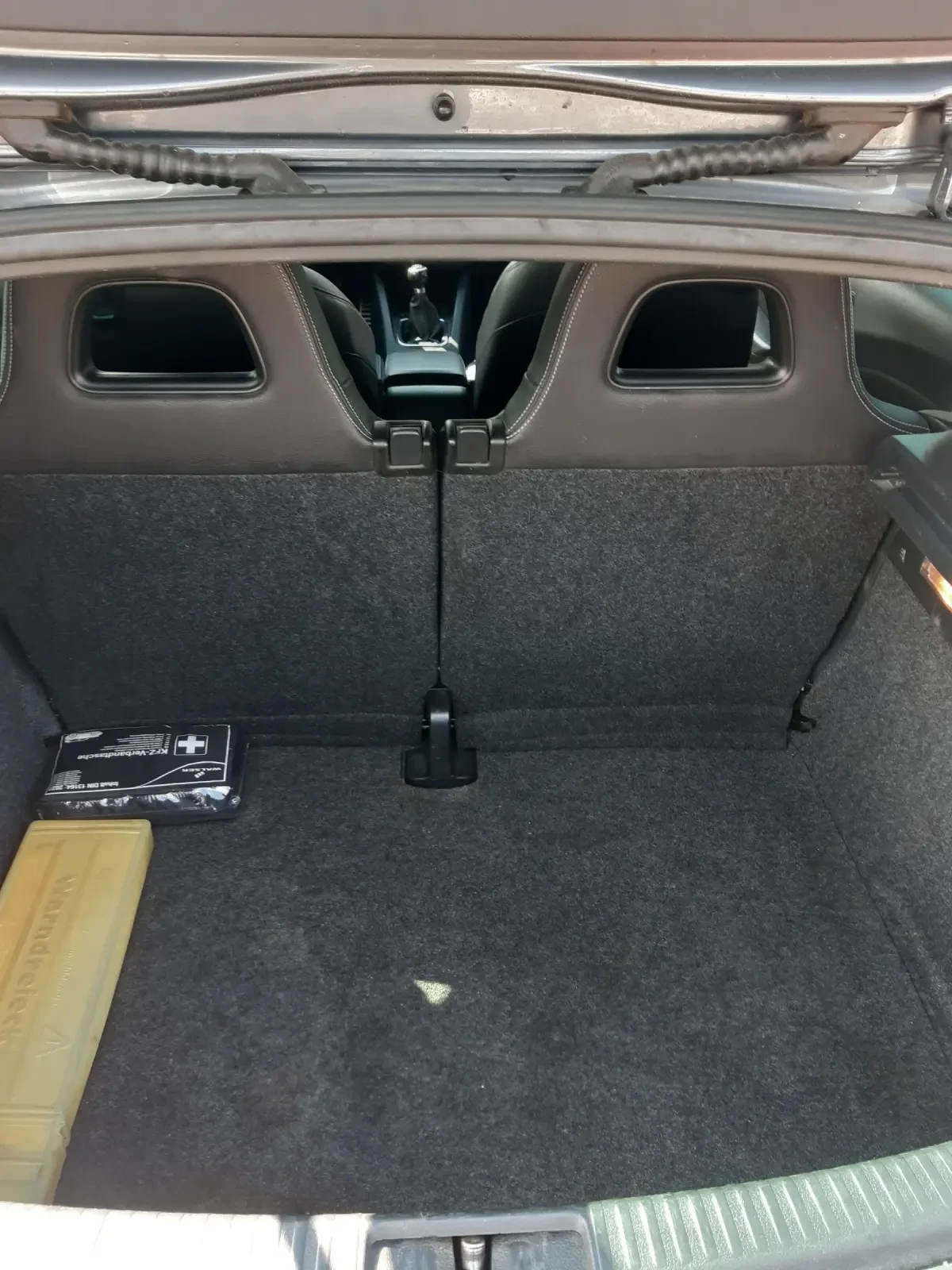 VW Scirocco 2.0 TDI | Mobile.bg — изображение 12