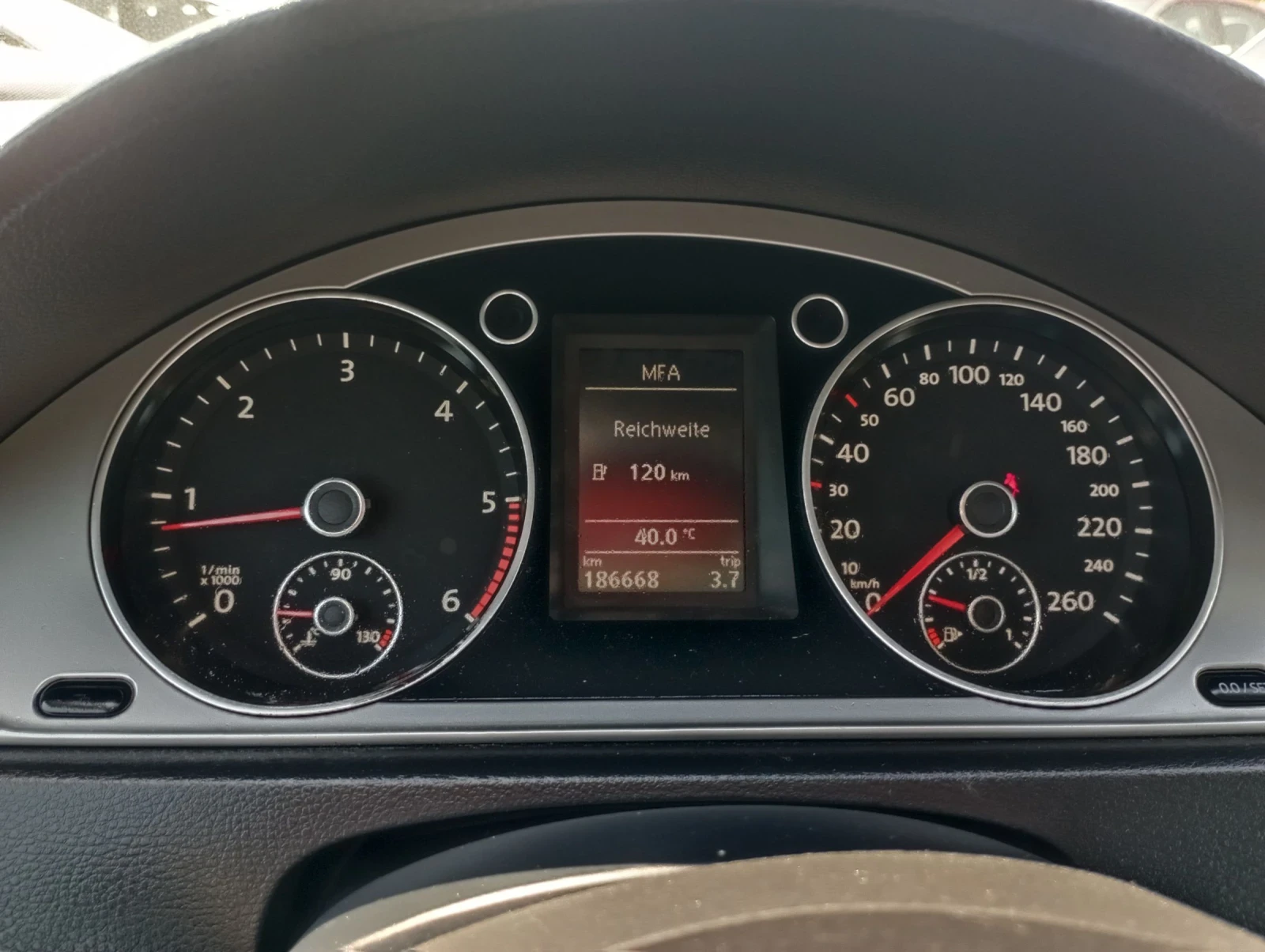 VW Passat   08.11. | Mobile.bg   12