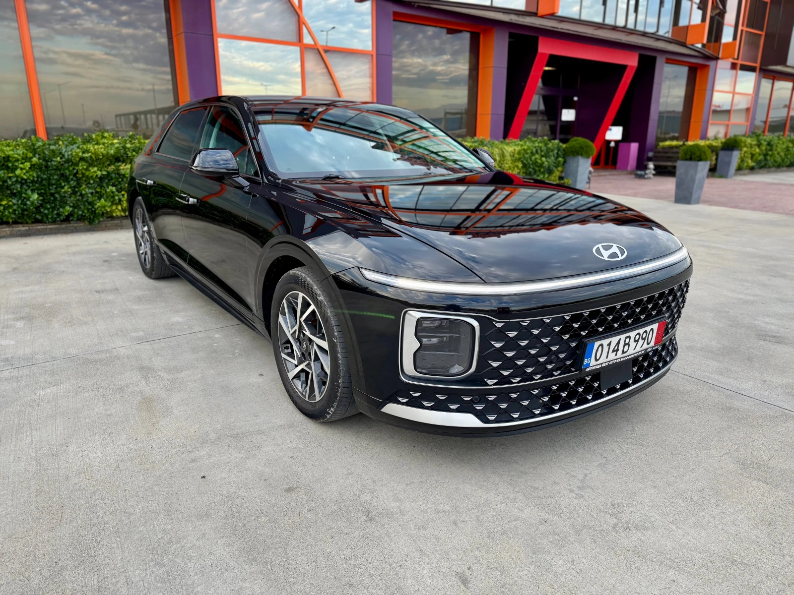 Hyundai Grandeur 3.5 GN7, LPG, 2WD, Гаранция 2г.  - изображение 3