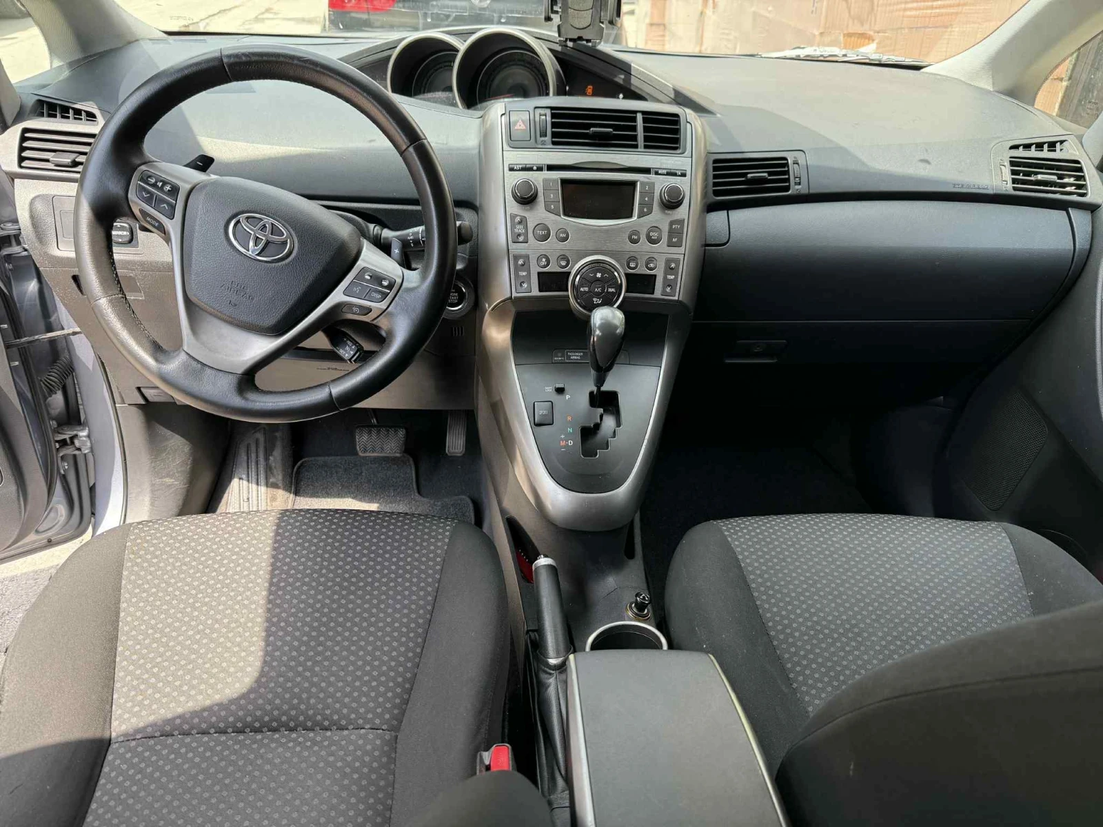 Toyota Verso  - изображение 2