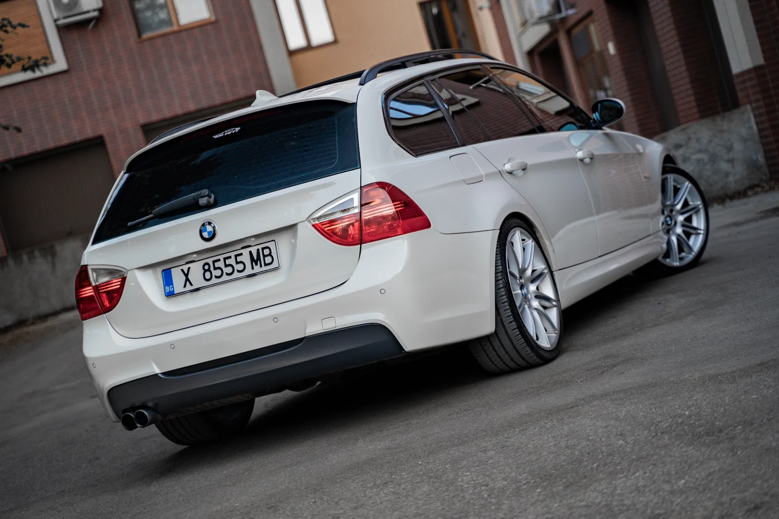 BMW 330  - изображение 4